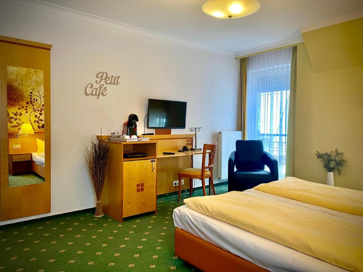 Querfurter Hof Hotel Buitenkant foto