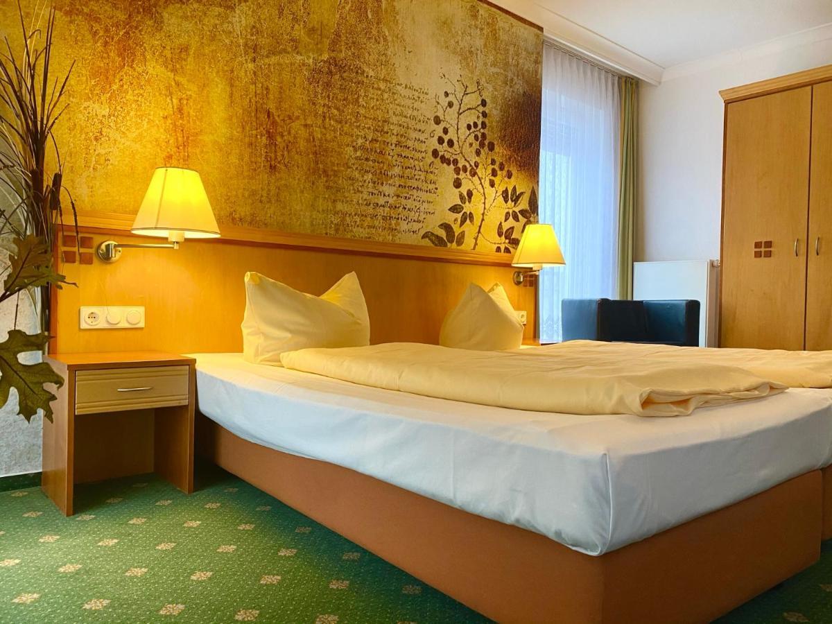 Querfurter Hof Hotel Buitenkant foto